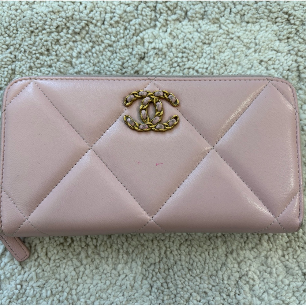 🌸🌺 GUC CHANEL 19 Long Zipped Wallet